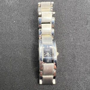 Gucci Metallic Silver Bracelet Watch